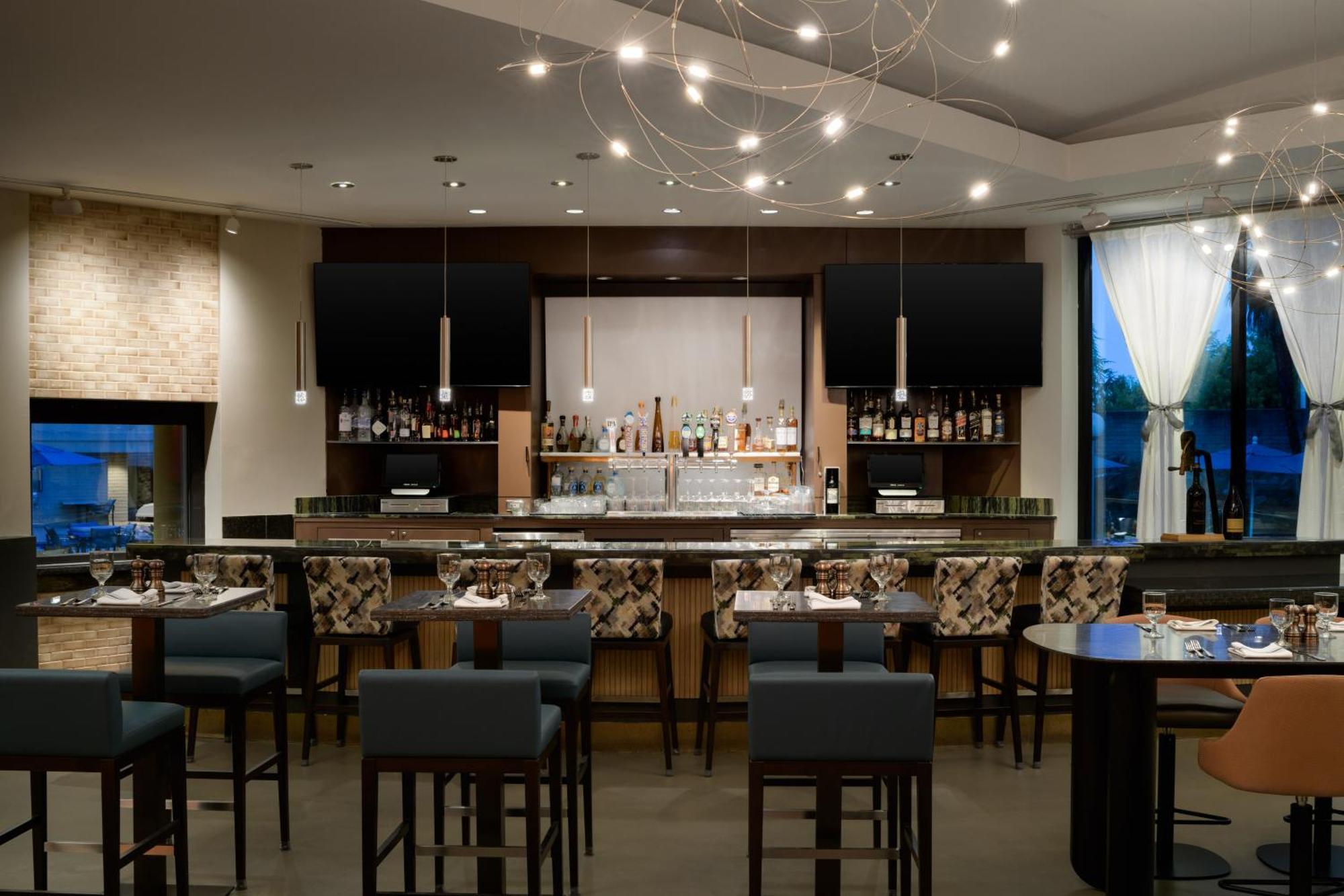 Sacramento Marriott Rancho Cordova Hotel Екстериор снимка