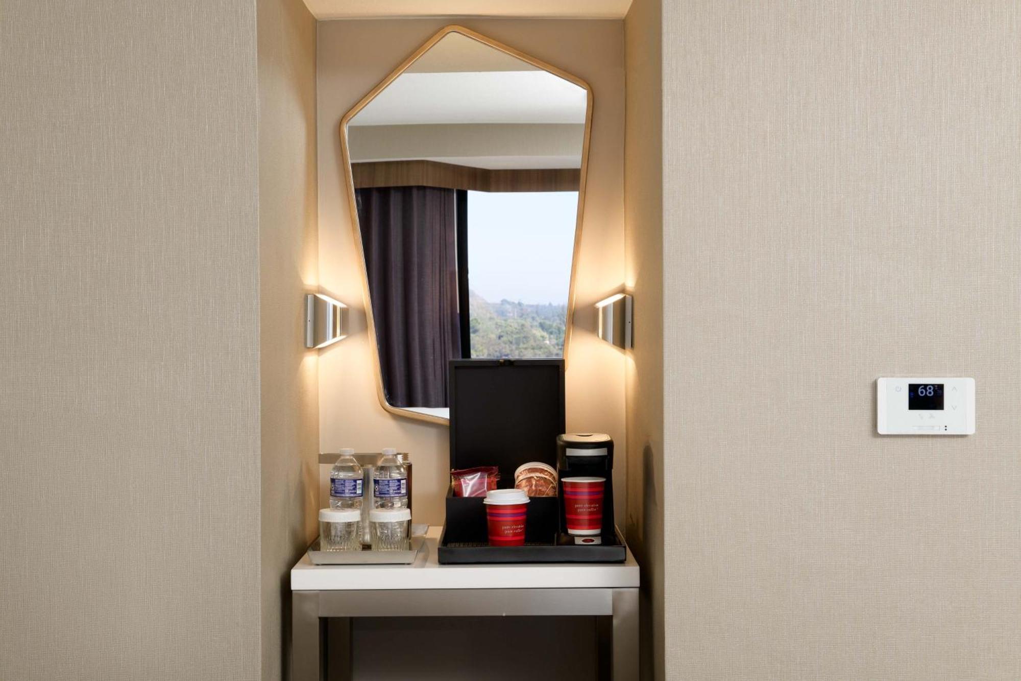 Sacramento Marriott Rancho Cordova Hotel Стая снимка